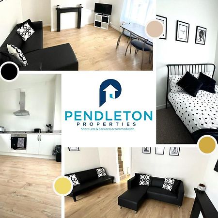 Modern 3 Bed House With Free Parking And Wi-Fi Villa Preston  Exterior photo